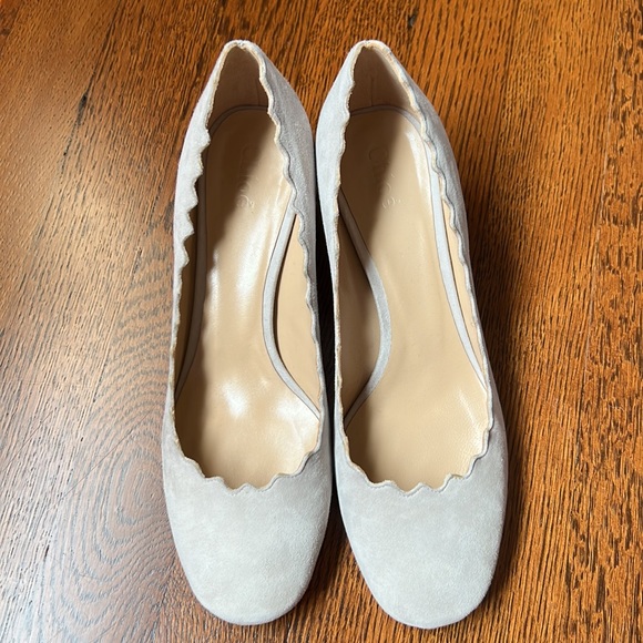 Chloe suede scallop heels - Picture 3 of 5